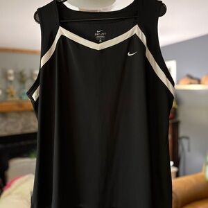 3x (50”bust x 27”length)Nike Women's Black and White Tank Top